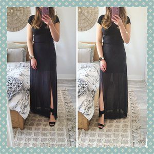 3/$30 - H&M Black Chiffon Maxi Skirt